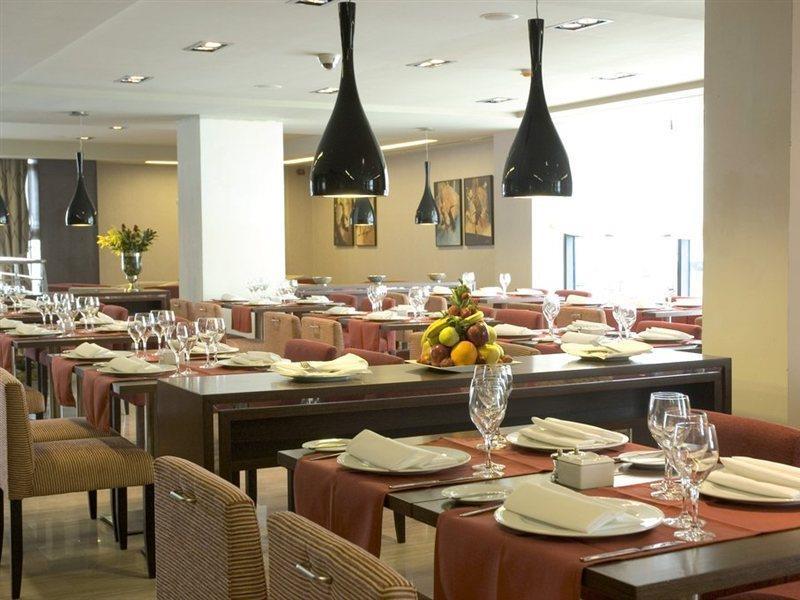 โรงแรมบาร์เซโล กาซาบลังกา คาซาบลังกา ร้านอาหาร รูปภาพ